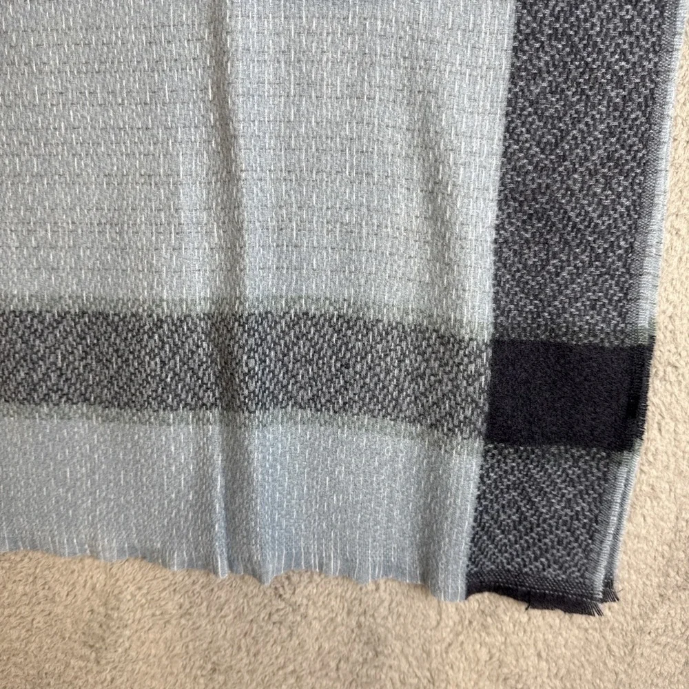 Nine‎ West Shawl Womens One Size Blue Plaid Cover Up Scarf Soft New With Tag